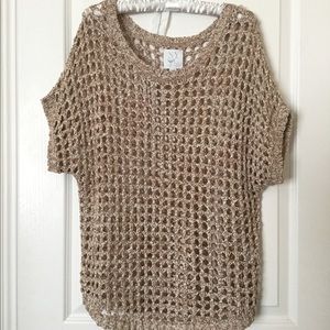 Knitted short sleeve shirt